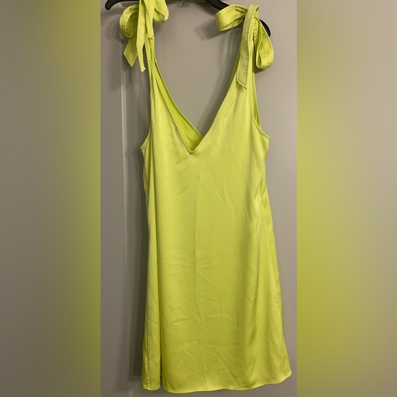 Stine Goya Rosario Dress color Yuzu/Green size Medium Tie Bow Straps NWT - Picture 7 of 15